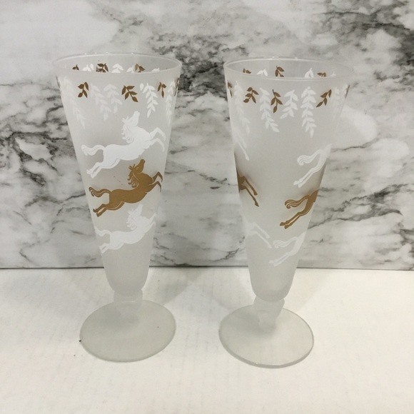 1950's Pilsner Glasses by Libbey Frosted Horses, Set of 2 - Picture 10 of 12